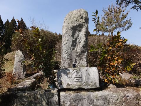 平田三五郎と宮内式部の墓
